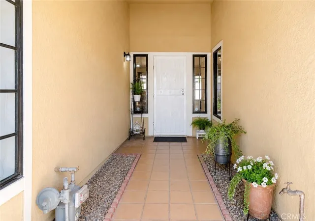 Photo 1 of Single family home for sale at 1354 Yorktown, San Jacinto, CA 92583 | MLS# SW26195364 | Listing updated on 2026-09-19