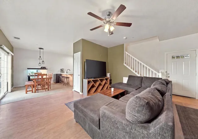 Photo 3 of Townhouse for sale at 453 Calle Elegante, Vista, CA 92083 | MLS# 260021890SD | Listing updated on 2026-10-09