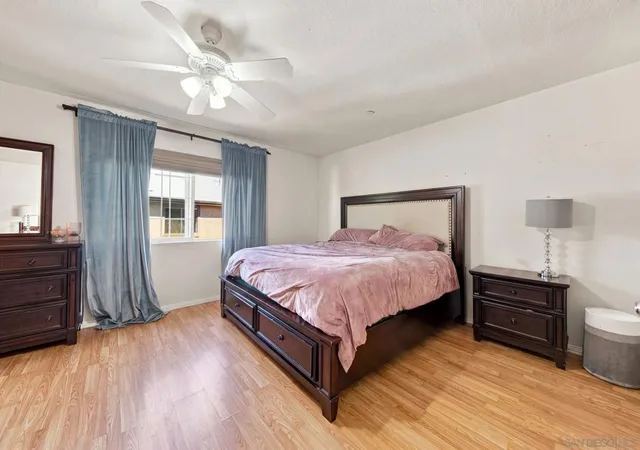 Photo 4 of Townhouse for sale at 453 Calle Elegante, Vista, CA 92083 | MLS# 260021890SD | Listing updated on 2026-10-09