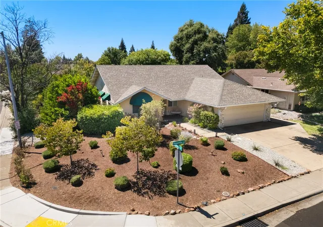 Photo 1 of Single family home for sale at 898 Yosemite Dr, Chico, CA 95928 | MLS# SN26194622 | Listing updated on 2026-10-09