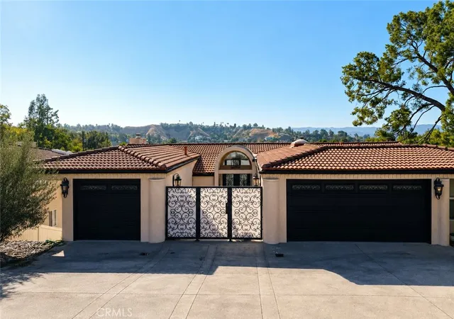 Photo 1 of Single family home for sale at 21765 Ybarra, Woodland Hills, CA 91364 | MLS# SR26195495 | Listing updated on 2026-10-11