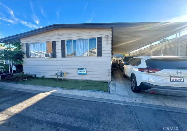 Photo 2 of Manufactured home for sale at 320 N Park Vista #161, Anaheim, CA 92806 | MLS# OC26195483 | Listing updated on 2026-09-09
