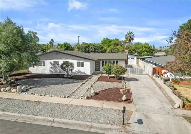 Single family home for sale at 24 S Ash St, Redlands, CA 92373 | MLS# CV26195372