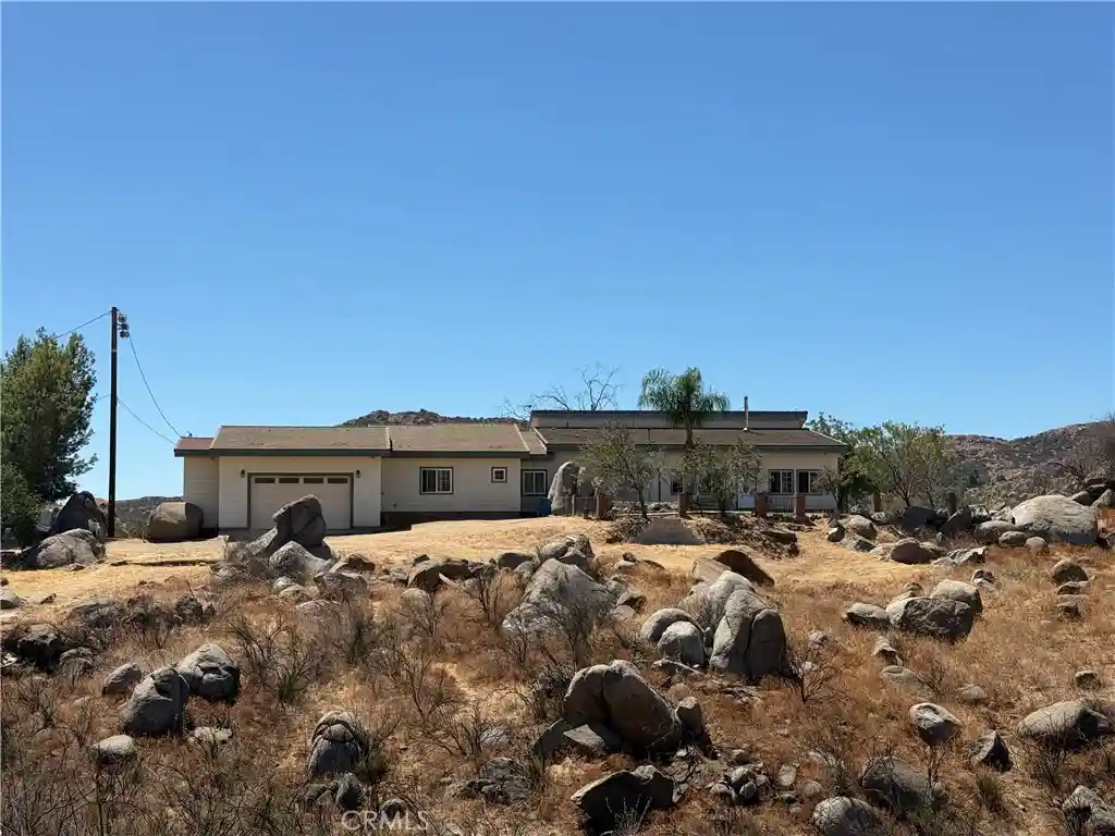 Photo 1 of Single family home for sale at 19862 Starmist, Perris, CA 92570 | MLS# AR26195518 | Listing updated on 2026-10-23