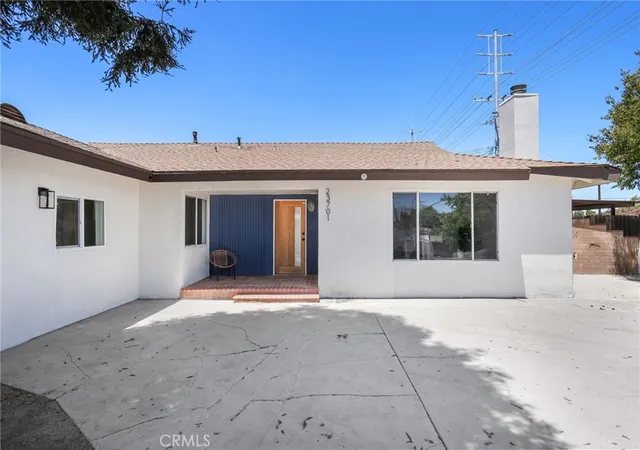 Single family home for sale at 23701 Califa, Woodland Hills, CA 91367 | MLS# DW26195519 | Listing updated on 2026-10-10
