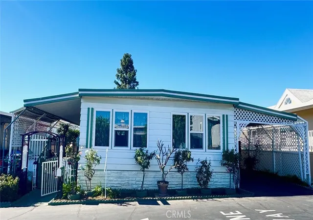Photo 2 of Manufactured home for sale at 1630 W Covina Blvd #39, San Dimas, CA 91773 | MLS# CV26195598 | Listing updated on 2026-09-08