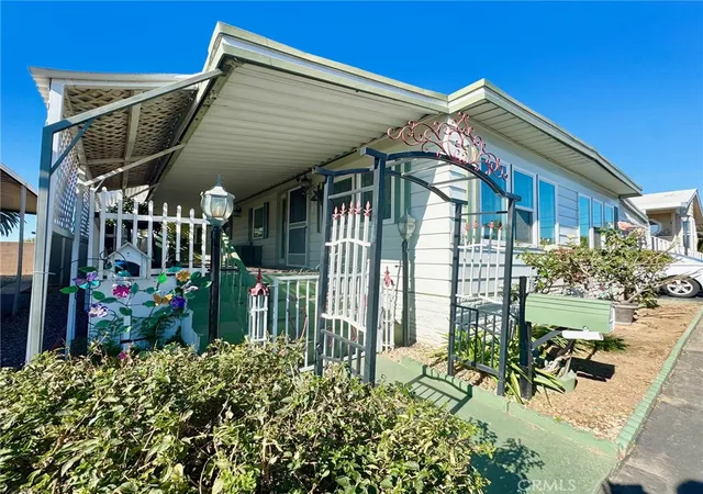 Photo 3 of Manufactured home for sale at 1630 W Covina Blvd #39, San Dimas, CA 91773 | MLS# CV26195598 | Listing updated on 2026-09-08