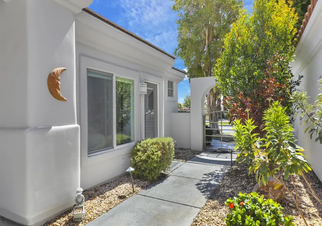 Photo 4 of Single family home for sale at 79440 Canterbury, La Quinta, CA 92253 | MLS# 219152392DA | Listing updated on 2026-10-02