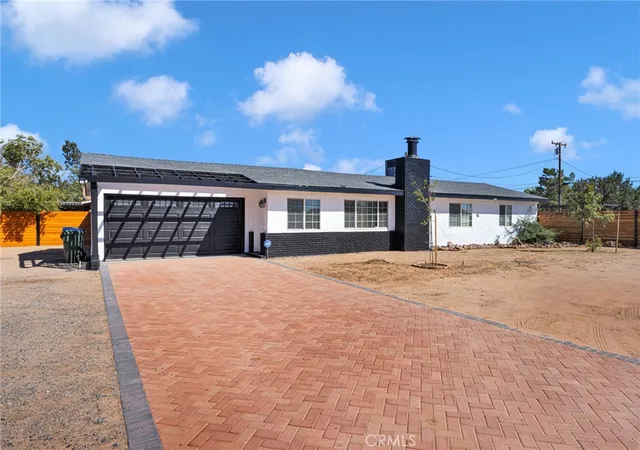 Single family home for sale at 13861 Osage, Apple Valley, CA 92307 | MLS# HD26195738