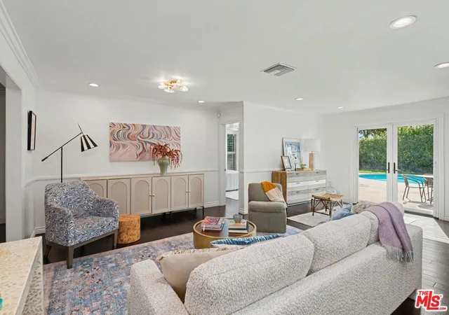 Photo 3 of Single family home for sale at 975 Pepperhill Rd, Pasadena, CA 91107 | MLS# 26984867 | Listing updated on 2026-09-29