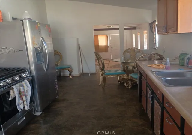 Photo 3 of Single family home for sale at 421 E Barbour St, Banning, CA 92220 | MLS# IV26195761 | Listing updated on 2026-10-12