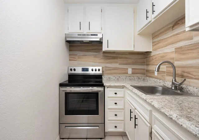 Photo 1 of Condo for sale at 470 N Villa Ct #109, Palm Springs, CA 92262 | MLS# 219152398PS | Listing updated on 2026-09-17