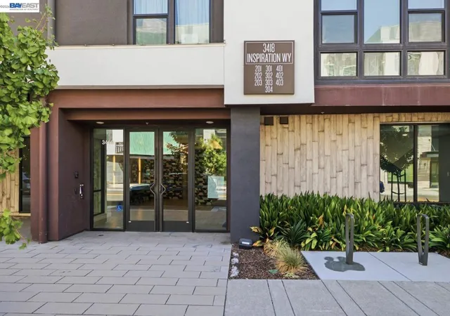 Listing Photo 1 - Condo for sale in building located at 3418 Inspiration Wy, Fremont, CA 94538 - Unit #403