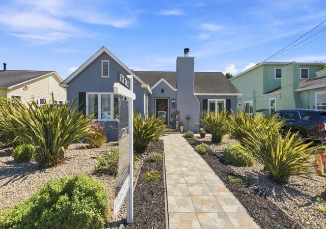 Photo 1 of Single family home for sale at 524 California St, Watsonville, CA 95076 | MLS# ML82057981 | Listing updated on 2026-10-07