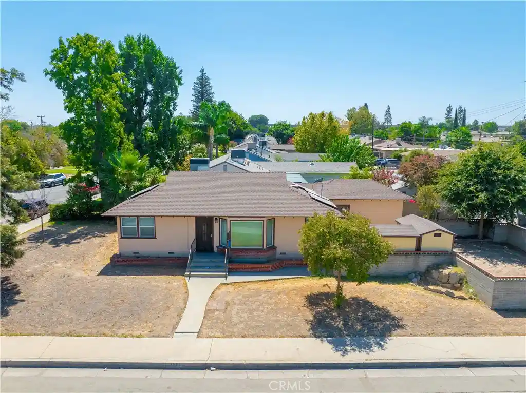 Photo 1 of Sale Pending at 3501 Bank St, Bakersfield, CA 93309 | MLS# SB26190148 | Listing updated on 2026-10-28