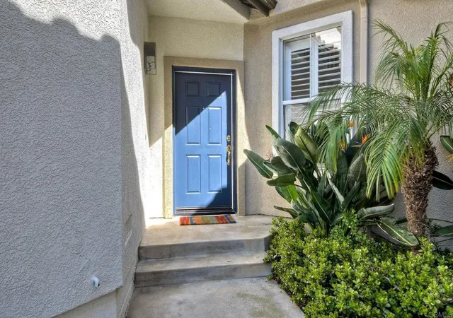 Photo 3 of Townhouse for sale at 6852 Widgeon Pl, Carlsbad, CA 92011 | MLS# NDP2608403 | Listing updated on 2026-09-20