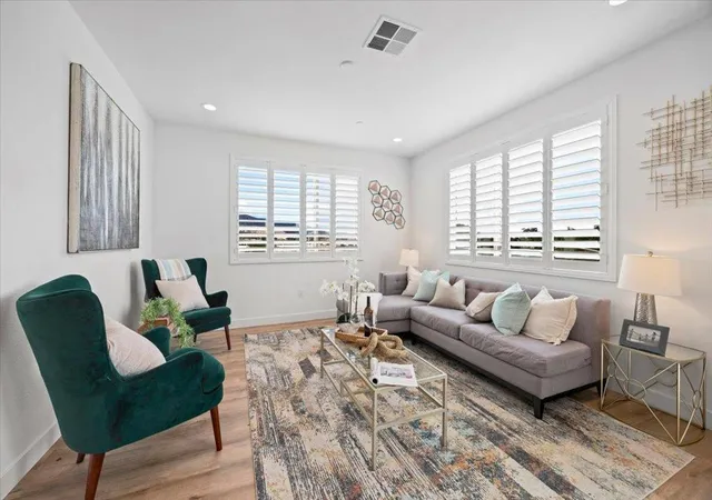 Photo 3 of Townhouse for sale at 158 Mabuhay Way, Daly City, CA 94014 | MLS# ML82060311 | Listing updated on 2026-09-24