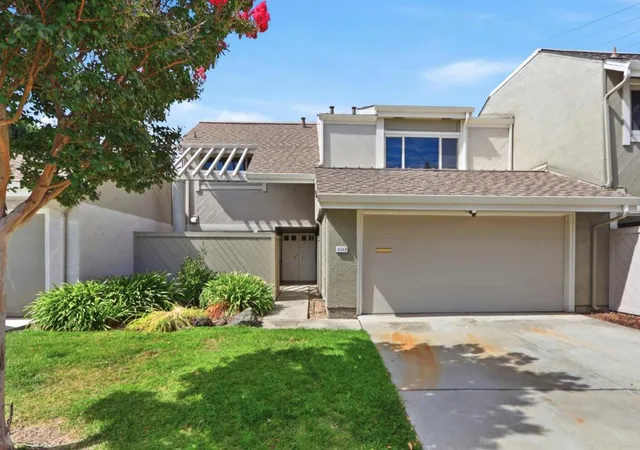 Photo 1 of Townhouse for sale at 4248 Lake Santa Clara Dr, Santa Clara, CA 95054 | MLS# ML82060324 | Listing updated on 2026-09-29
