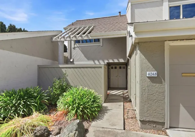 Photo 2 of Townhouse for sale at 4248 Lake Santa Clara Dr, Santa Clara, CA 95054 | MLS# ML82060324 | Listing updated on 2026-09-29