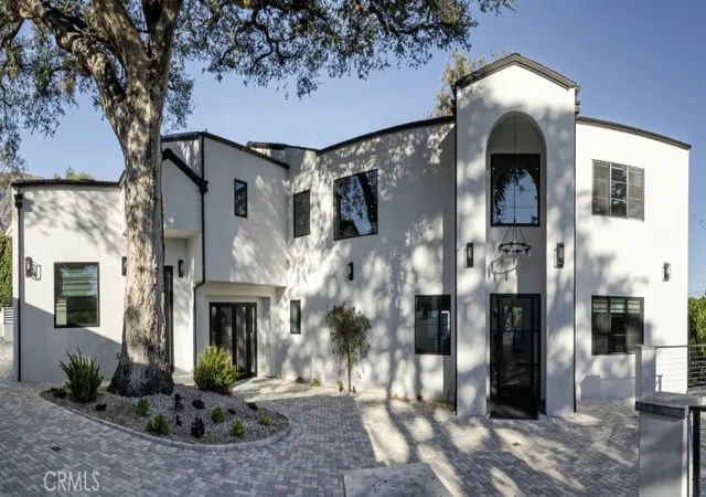 Photo 1 of Mansion for sale at 3011 Frances Ave, La Crescenta, CA 91214 | MLS# GD26196131 | Listing updated on 2026-09-14