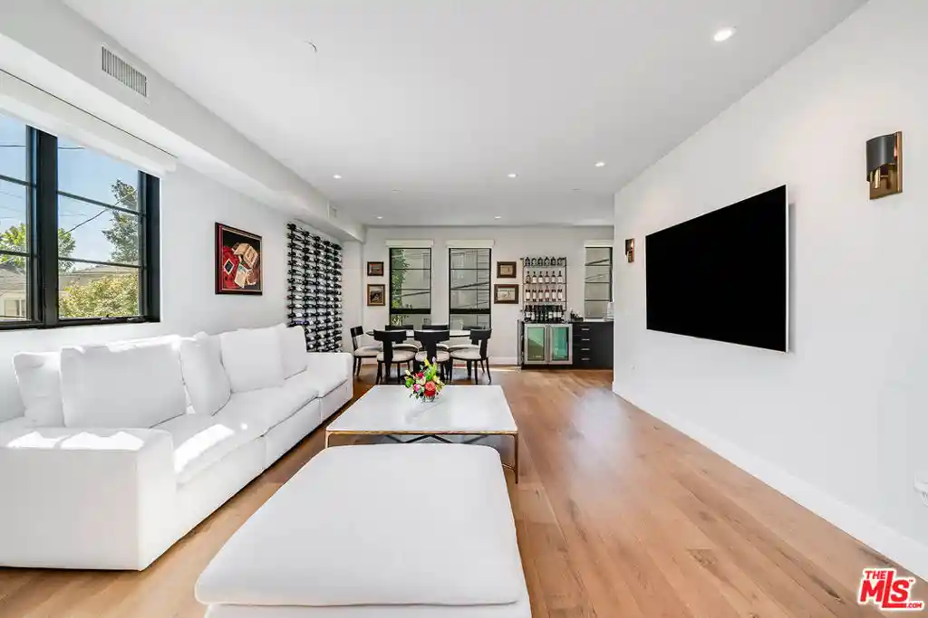Single family home for sale at 10610 W Kareen Ct, North Hollywood, CA 91602 | MLS# 26953141
