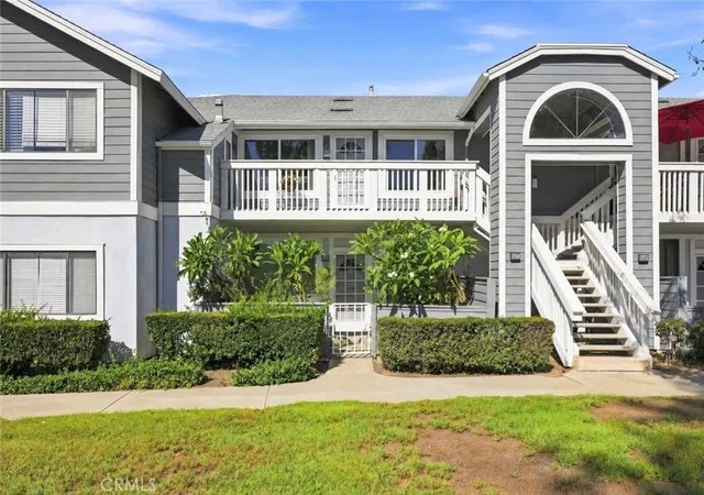 Listing Photo 1 - Condo for sale in building located at 187 Huntington, Irvine, CA 92620 - Unit #