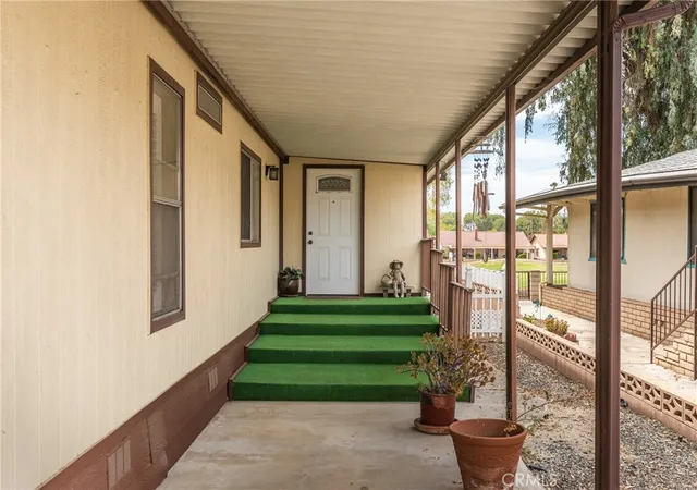 Photo 3 of Sale Pending at 1425 Lodgepole, Hemet, CA 92545 | MLS# TR26196174 | Listing updated on 2026-10-30