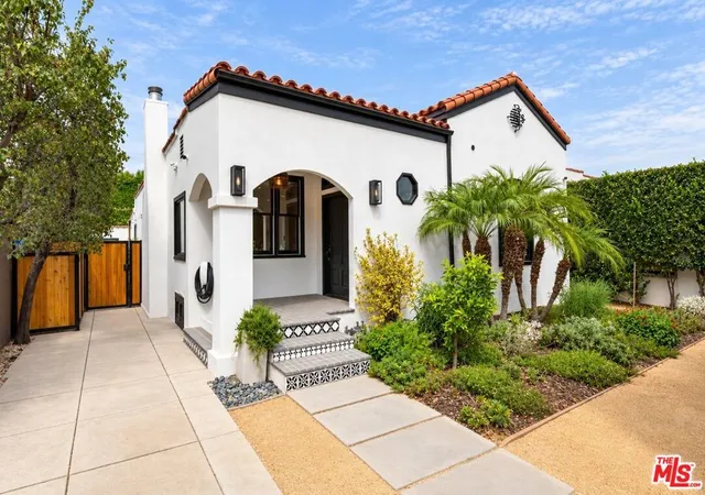 Photo 1 of Single family home for sale at 829 N Stanley Ave, Los Angeles, CA 90046 | MLS# 26884953 | Listing updated on 2026-10-05