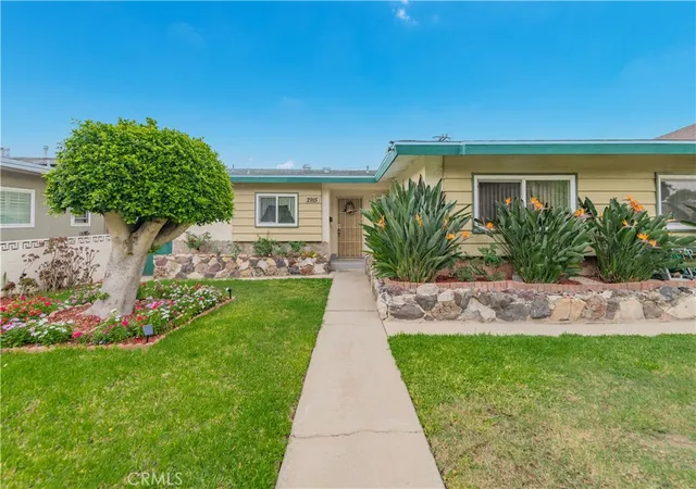 Photo 1 of Single family home for sale at 2915 Via San Delarro, Montebello, CA 90640 | MLS# AR26195901 | Listing updated on 2026-10-10