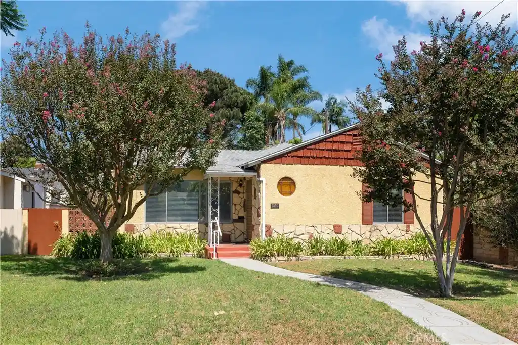 Single family home for sale at 1815 W Riverside Dr, Burbank, CA 91506 | MLS# BB26193809