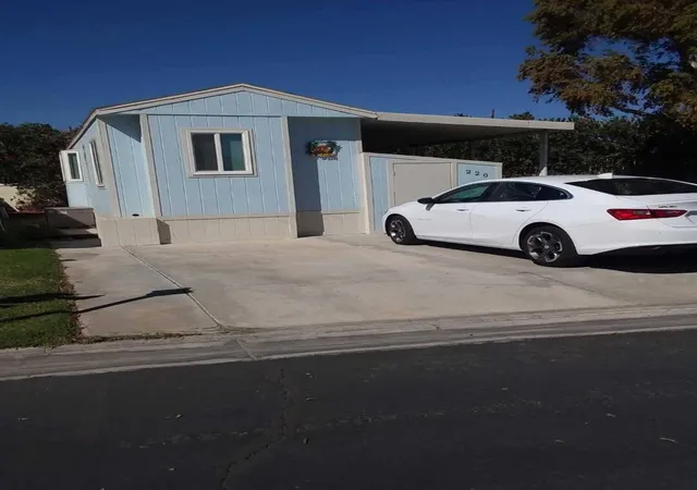 Photo 2 of Manufactured home for sale at 84136 Ave 44 #220, Indio, CA 92203 | MLS# 219152411DA | Listing updated on 2026-09-09