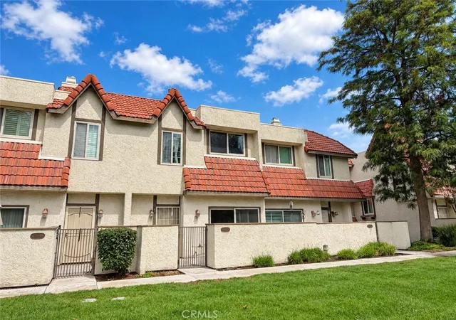 Photo 1 of Townhouse for sale at 27650 Ironstone Dr #3, Canyon Country, CA 91387 | MLS# SR26195725 | Listing updated on 2026-10-29