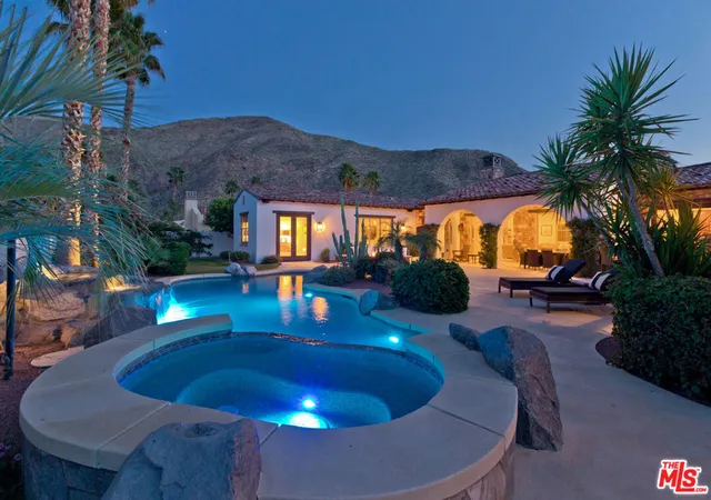 Photo 3 of Single family home for sale at 1062 Bella Vista, Palm Springs, CA 92264 | MLS# 26985143 | Listing updated on 2026-10-06