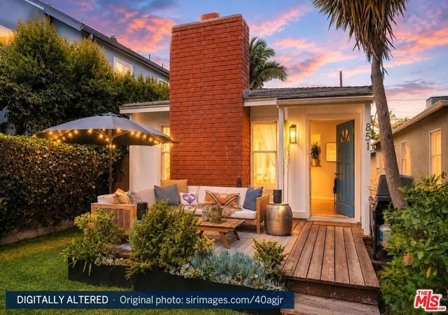 Photo 3 of Single family home for sale at 851 Oxford Ave, Marina Del Rey, CA 90292 | MLS# 26654249 | Listing updated on 2026-10-04