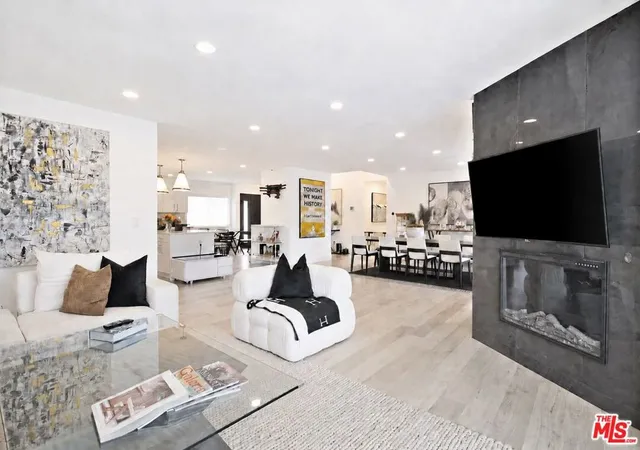 Photo 1 of Single family home for sale at 20326 Alerion Pl, Woodland Hills, CA 91364 | MLS# 26985271 | Listing updated on 2026-10-08