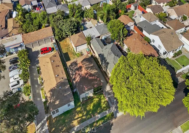 Photo 14 of Single family home for sale at 3145 Indiana, South Gate, CA 90280 | MLS# DW26196353 | Listing updated on 2026-10-09