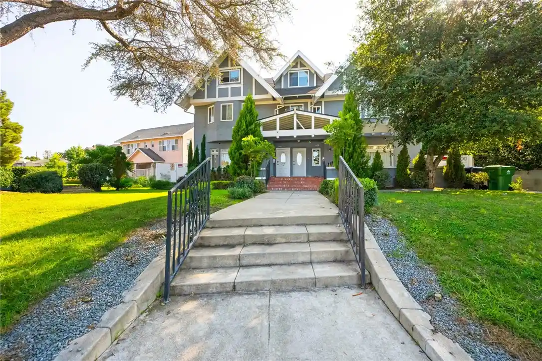 Multi family home for sale at 4440 Victoria Park, Los Angeles, CA 90019 | MLS# OC26196469