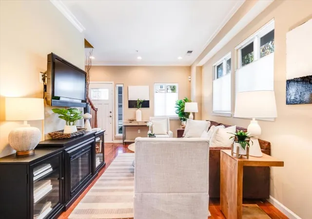 Photo 2 of Townhouse for sale at 700 Paula Ct, San Jose, CA 95126 | MLS# ML82056828 | Listing updated on 2026-10-02