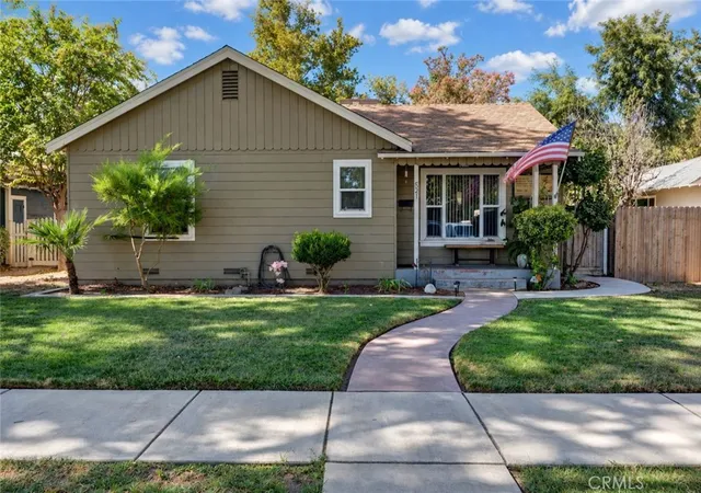 Photo 1 of Single family home for sale at 521 E Marshall, Turlock, CA 95380 | MLS# MC26196464 | Listing updated on 2026-10-30