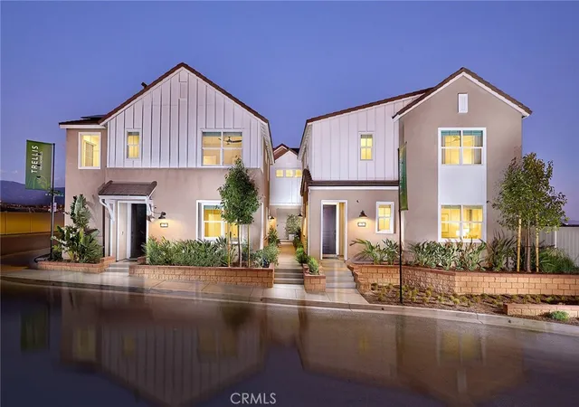 Listing Photo 1 - Condo for sale in building located at 16588 Bottlebrush Ln, Fontana, CA 92336 - Unit #2