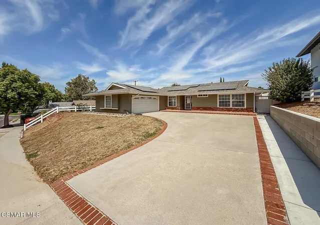 Photo 2 of Single family home for sale at 22671 Barcotta Dr, Santa Clarita, CA 91350 | MLS# 226004274 | Listing updated on 2026-10-06