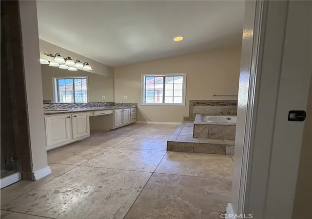 Photo 3 of Single family home for sale at 40320 Via Sonoro, Murrieta, CA 92562 | MLS# TR26195031 | Listing updated on 2026-10-07