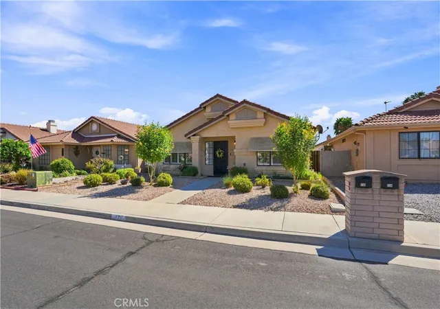 Photo 3 of Single family home for sale at 720 Via Casitas, Hemet, CA 92545 | MLS# IV26193634 | Listing updated on 2026-10-06
