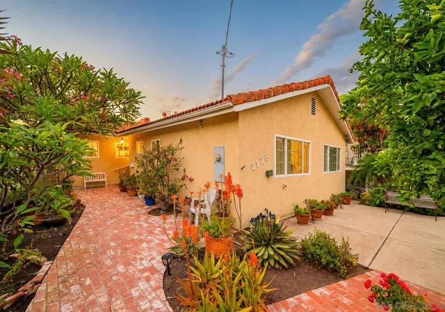 Photo 2 of Single family home for sale at 2128 Galveston, San Diego, CA 92110 | MLS# 260021984SD | Listing updated on 2026-10-30