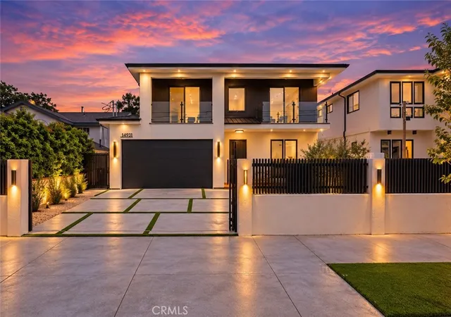 Photo 1 of Single family home for sale at 14931 Vose St, Van Nuys, CA 91405 | MLS# SR26195100 | Listing updated on 2026-10-28