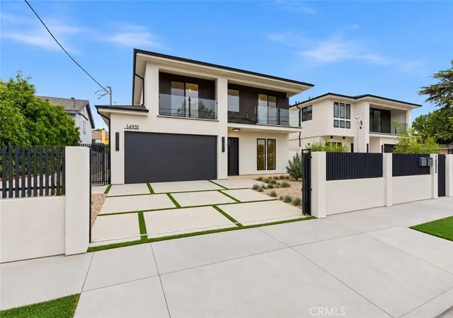Photo 2 of Single family home for sale at 14931 Vose St, Van Nuys, CA 91405 | MLS# SR26195100 | Listing updated on 2026-10-28
