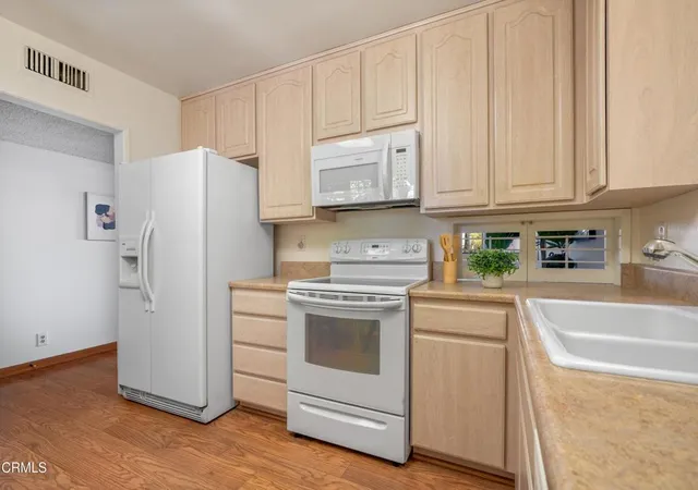 Listing Photo 1 - Condo for sale in building located at 530 Fairview Ave, Arcadia, CA 91007 - Unit #18