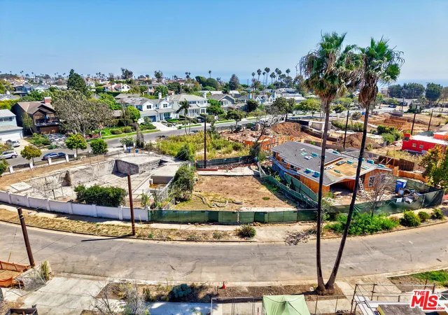Photo 1 of Land for sale at 550 Muskingum Pl, Pacific Palisades, CA 90272 | MLS# 26936569 | Listing updated on 2026-09-28