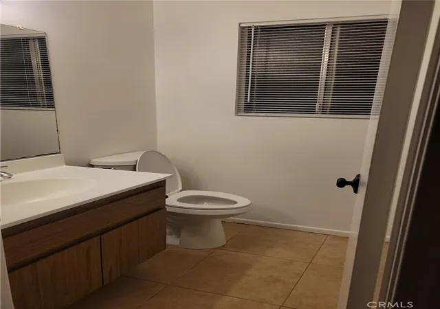 Photo 4 of House for sale at 43670 C, Hemet, CA 92544 | MLS# PW26196741 | Listing updated on 2026-09-09