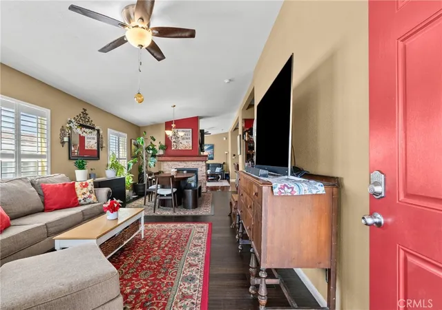 Photo 2 of Manufactured home for sale at 15455 Glenoaks Blvd #SPC 4, Sylmar, CA 91342 | MLS# SR26195790 | Listing updated on 2026-09-25